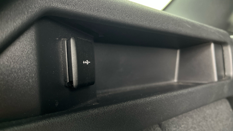 Land Rover Discovery Sport 2.0 P250 Dynamic HSE 5dr Auto [5 Seat] Petrol Station Wagon